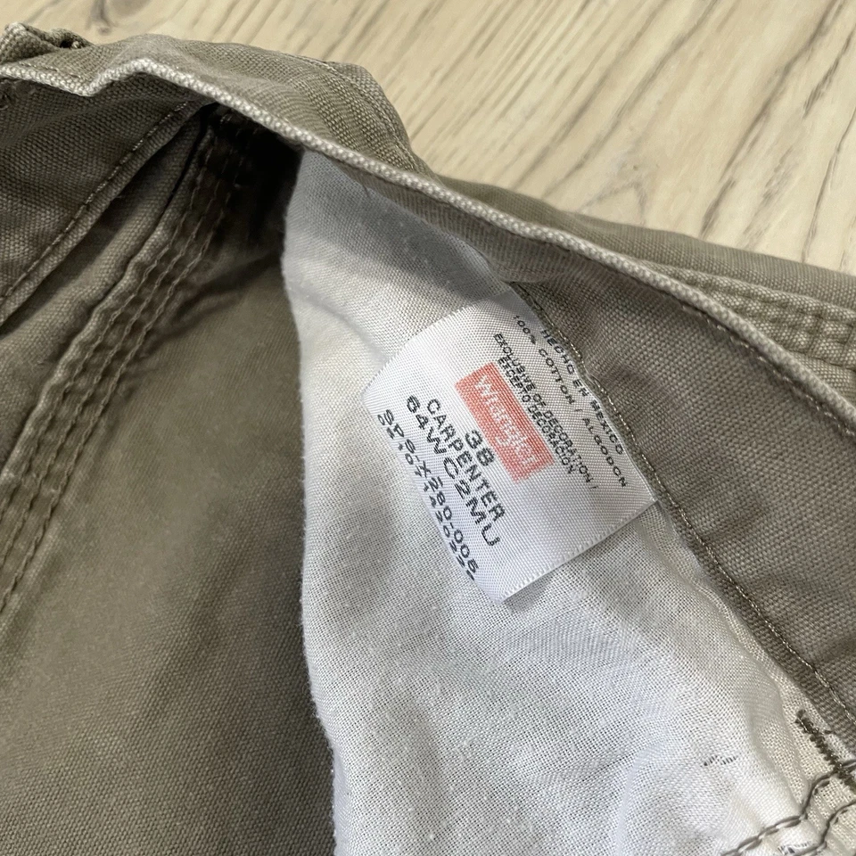 Y2K Wrangler Carpenter Shorts Men's Size 38 Baggy Fit Gray Work Skate Grunge - Image 3 of 4