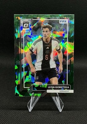 2022-23 Panini Donruss Green Broken Ice - #59 Leon Goretzka