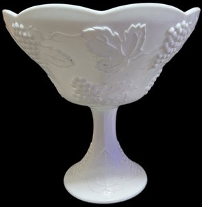 Vintage - Milk Glass - Colony Harvest - Fruit Bowl - Centerpiece