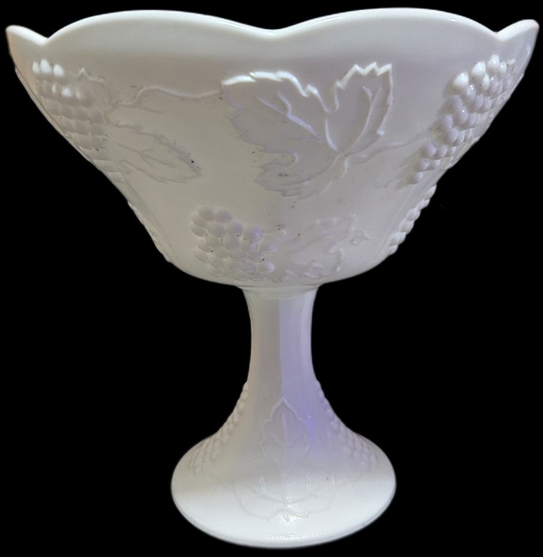 Vintage - Milk Glass - Colony Harvest - Fruit Bowl - Centerpiece