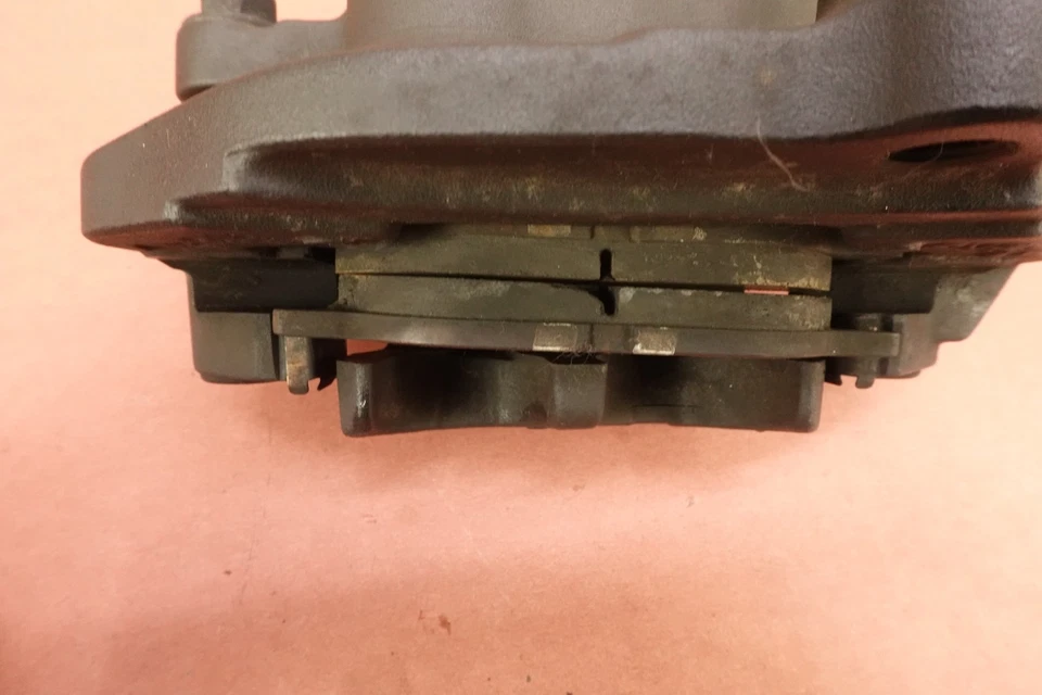 Pinza de freno delantera derecha izquierda Yamaha FZ6-R FZ6R FZ6 FZ600 2004-2009 Foto 2 de 4