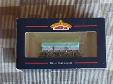 Bachmann 33-076D 5 Plank China Clay Wagon 'B743537'. BR Bauxite Weathered. New.