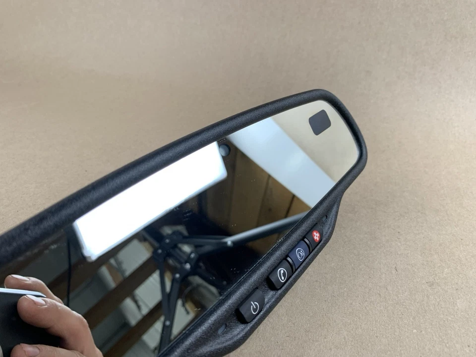 2006-2011 Chevy Malibu Rear View Mirror Impala HHR OEM 025898 06-11 Reading Lamp - Image 4 of 4