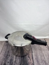 Fagor Plaksteel Gas-Electric Vitro-Induction Pressure Cooker