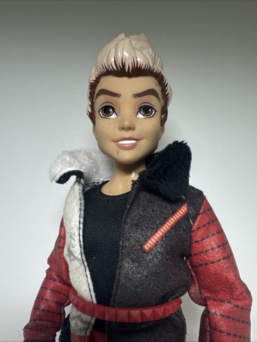 Disney Descendants Isola dei Perduti Carlos Deville Boy Doll Hasbro Cameron Boyce - Foto 2 di 7
