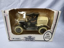 Diecast - ERTL 1918 Runabout Barrel Bank 1/25 - New Sealed