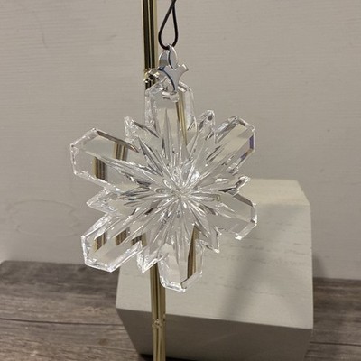 GIFTWARE SUITE SWAROVSKI CRYSTAL SNOWFLAKE CHRISTMAS ORNAMENT
