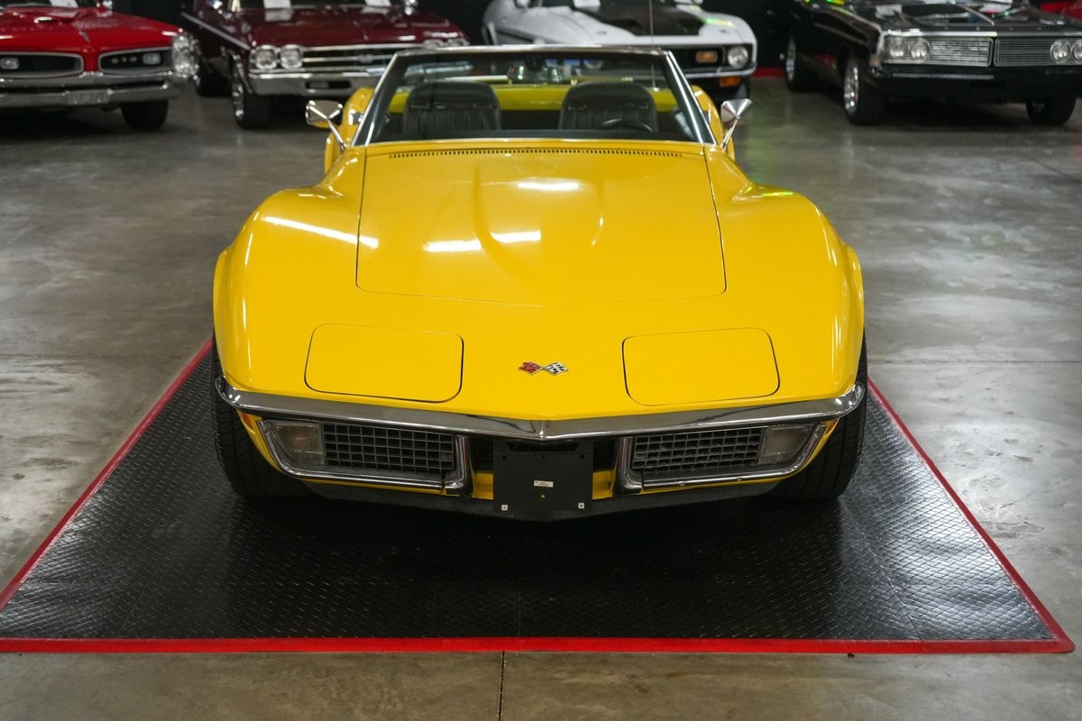 1970 Yellow Chevrolet Corvette   | C3 Corvette Photo 9