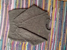 ESP KNIT JUMPER. L 42INS CHEST. EXCELLENT
