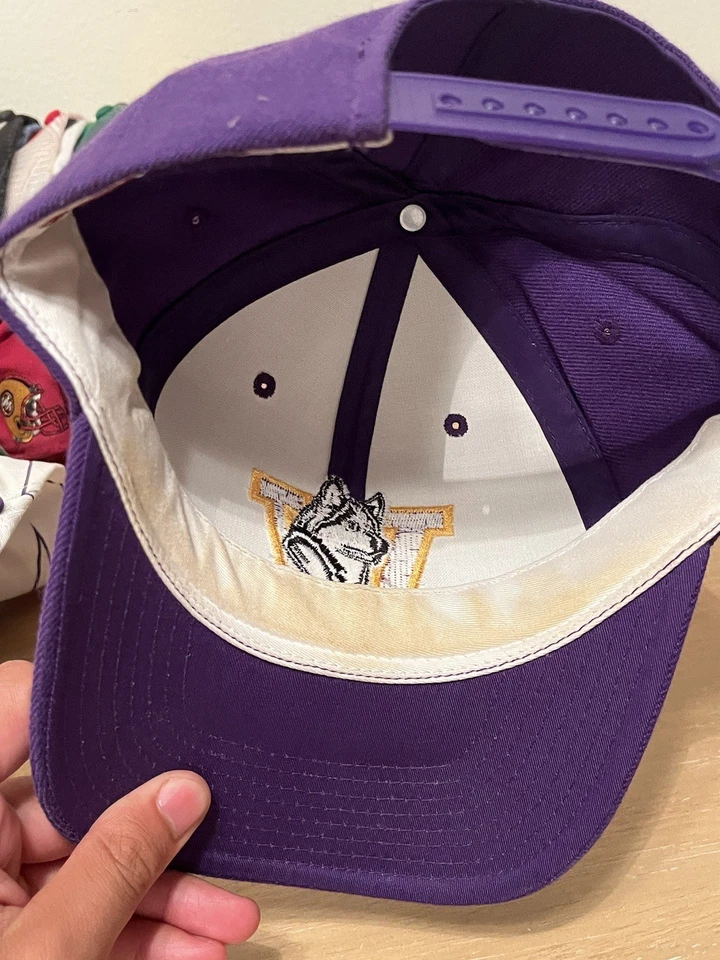 De colección Años 90 Washington Huskies Aguja Americana Cabeza de Bloque Snapback Sombrero Gorra Lana Foto 3 de 4
