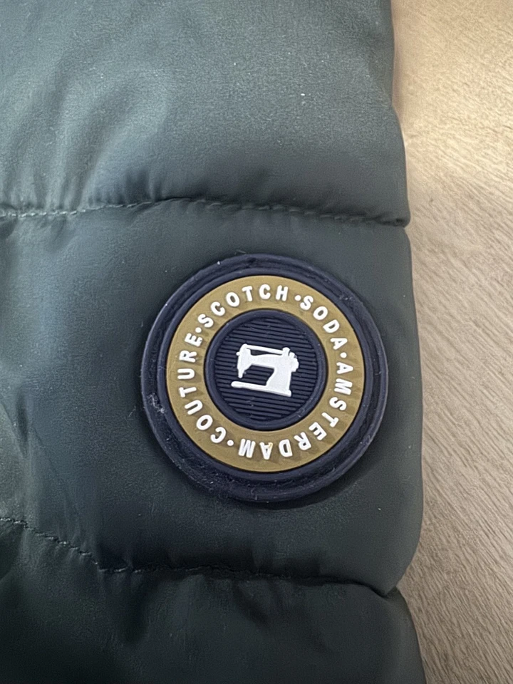 Мужская куртка-пуховик Scotch & Soda 4810 с капюшоном маленькая черная зеленая синяя цветной блок - Изображение 4 из 4