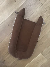 Doc A Tot Deluxe Plus Baby Lounger With 2 Covers