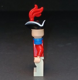 Lego King George's Soldier 4193 Pirates of the Caribbean Minifigure