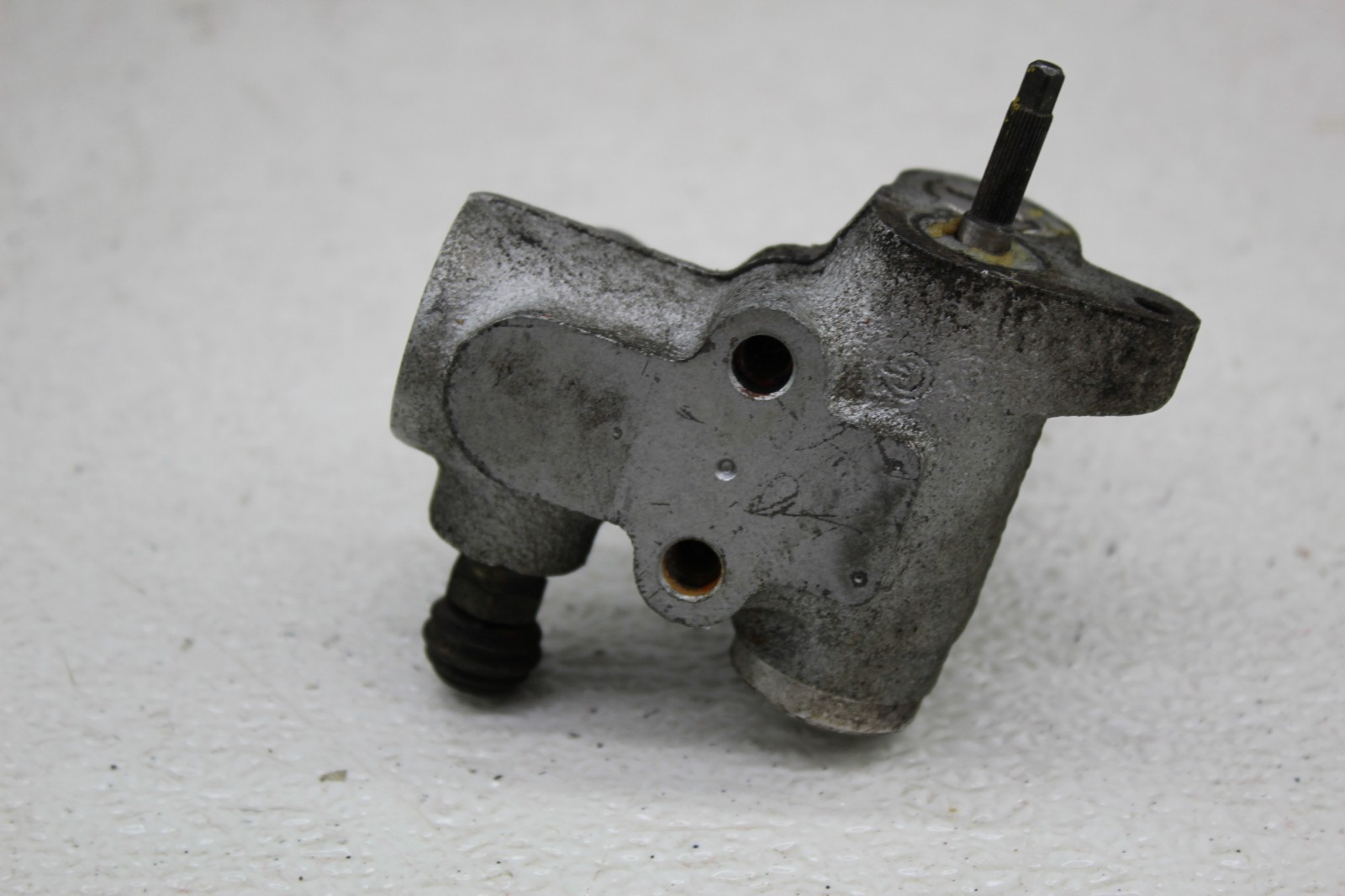 99-01 FERRARI 456 M REAR BACK SUSPENSION LEVELING VALVE