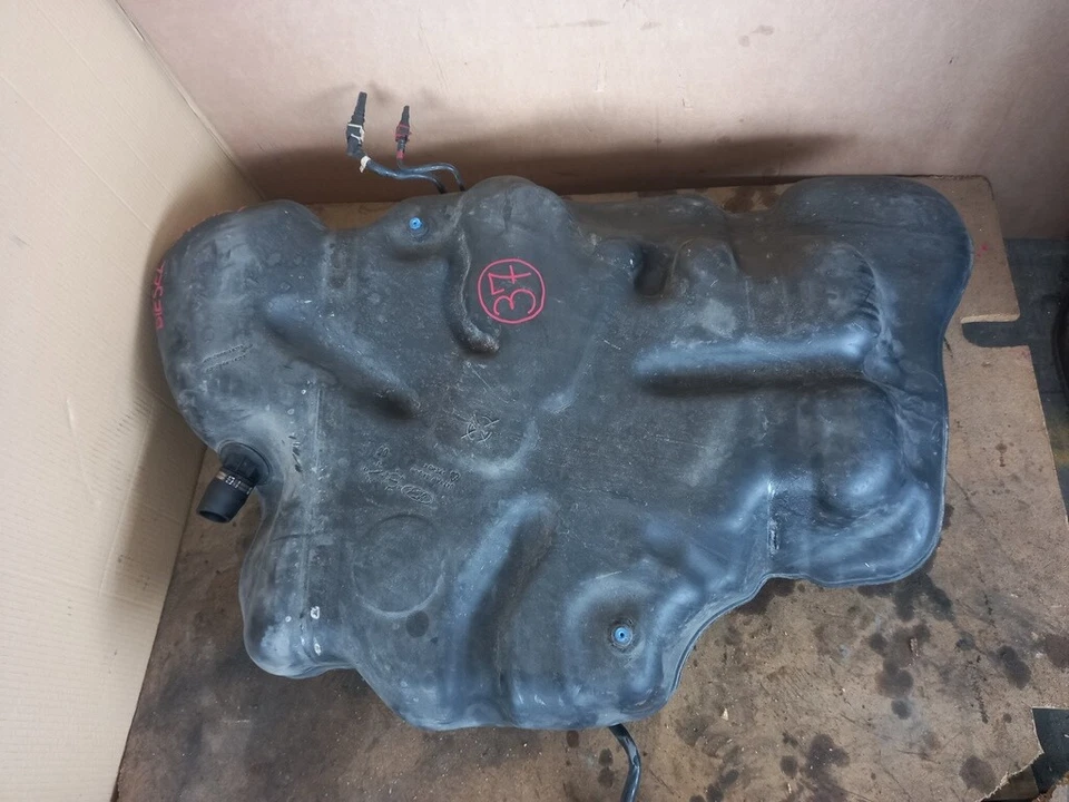 SERBATOIO CARBURANTE DIESEL Ford Galaxy 2 serie 2007 Foto 3 de 4