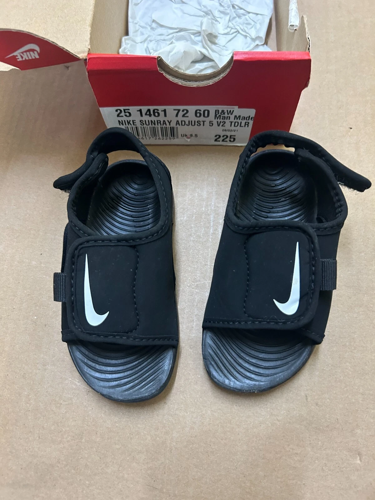 SANDALI NERI NIKE SUNRAY ADJUST 5 NEONATI BAMBINI TAGLIA UK 5 5 (nuovi) omaggio P+P