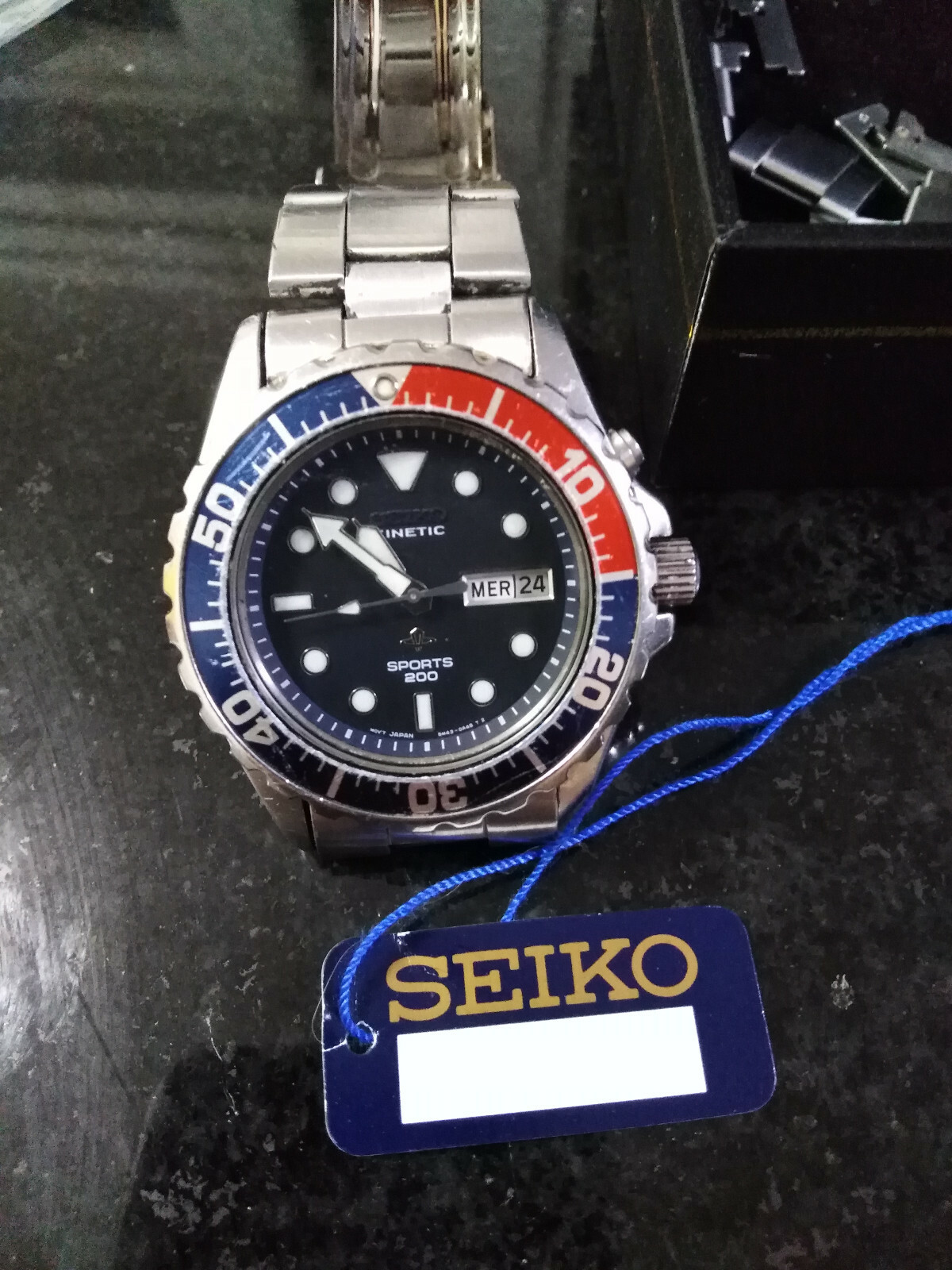 seiko kinetic sports 200
