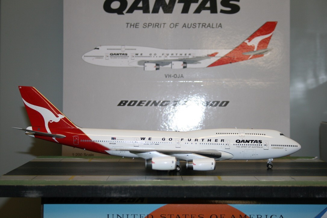 Inflight200 1:200 Qantas Boeing 747-400 VH-OJA