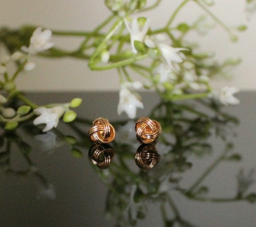 14k Solid Gold Unendlichkeit Verdreht Knoten Nieten Nase Ohr Piercing Schmuck - Bild 4 von 12