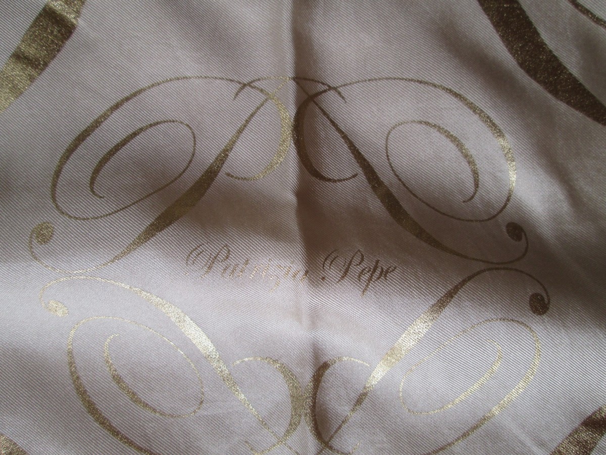 Foulard Vintage PUCCINI En Soie 100% - Dimensions 67 X 70 Cm - Rose - Occasion