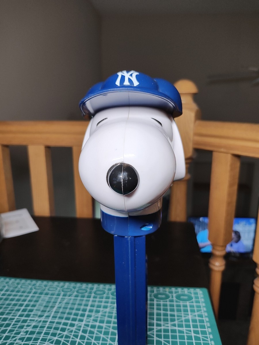 PEZ ジャイアントペッツ スヌーピー チャーリーブラウン yankees