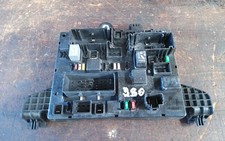 VAUXHALL ASTRAJ FUSE BOX  MODULE 13302300