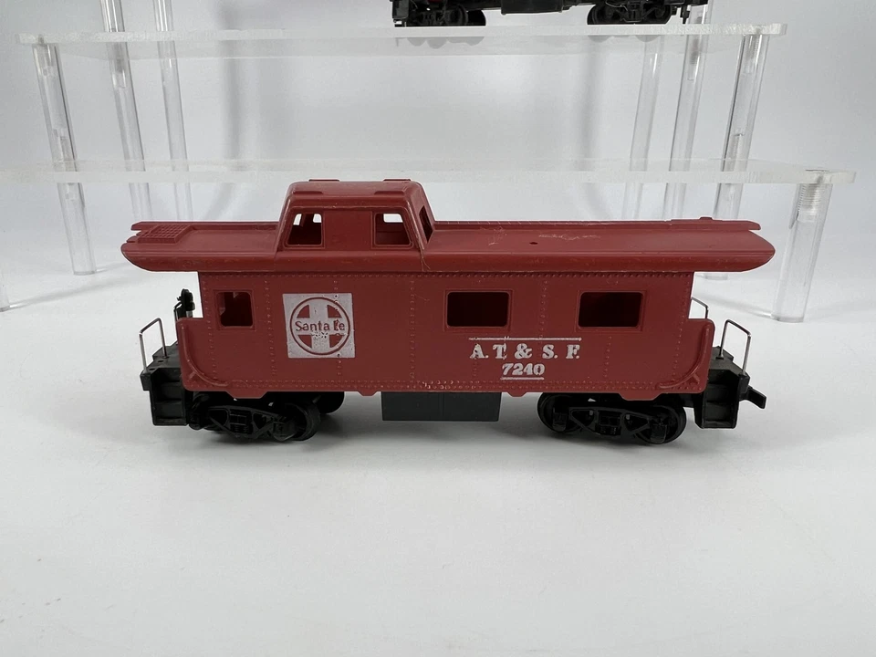 Tyco HO AT&SF Santa Fe #7240 Caboose Freight Cars Red Brown Vintage Lot of 4 - Image 2 of 4