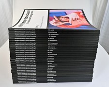 OLIVIERO TOSCANI COLLANA " LA NUOVA FOTOGRAFIA " 30 VOLUMI
