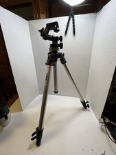 Bogen Manfrotto 3001 Tripod w/ 3025 3-Way Head, All EXCELLENT