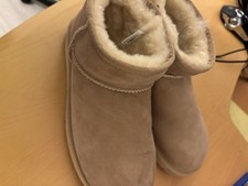 UGG Mini Louize Boots Size UK 8