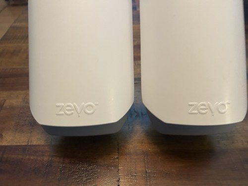 ZEVO Indoor Plug-In Flying Insect Light Trap Wall Mount M364A 1.2W Lot of 2