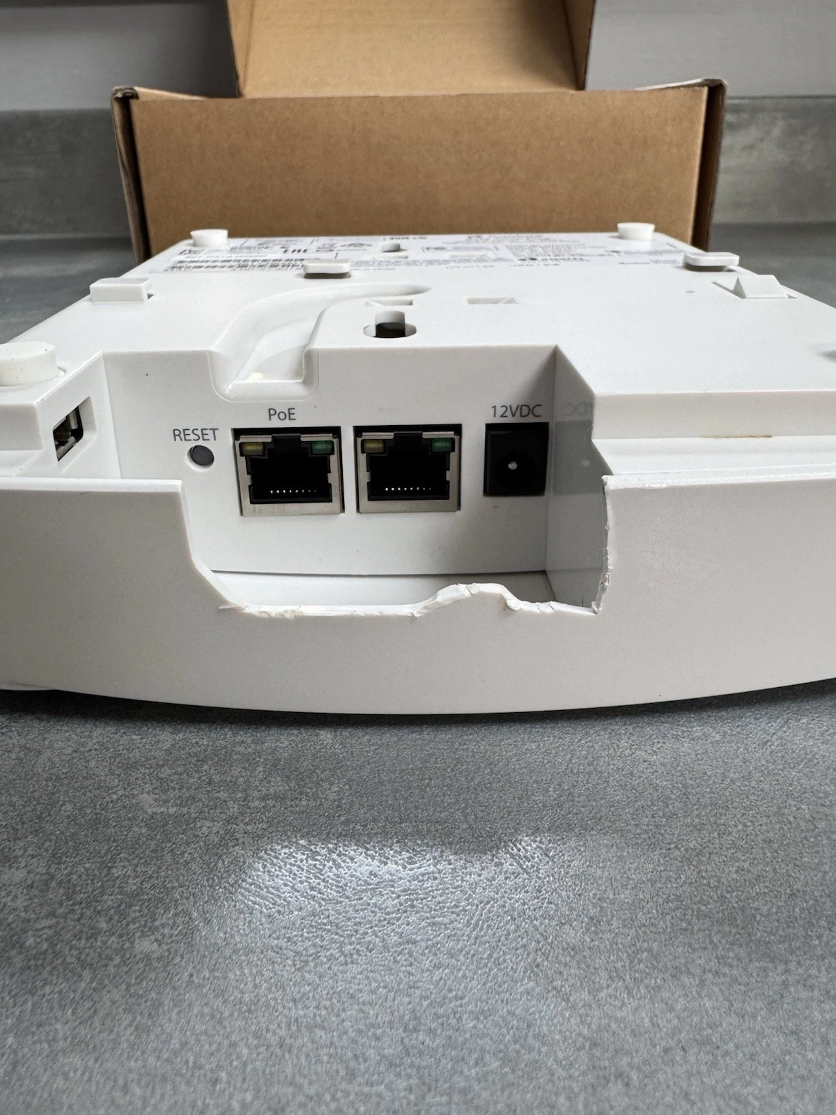 Ruckus R510 Unleashed WiFi Access Point 802.11ac Wave 2 PoE 901-R510-WW00 9