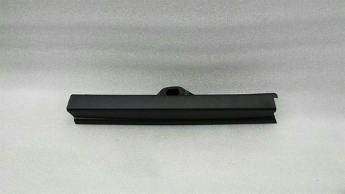 Estate rear sunshade