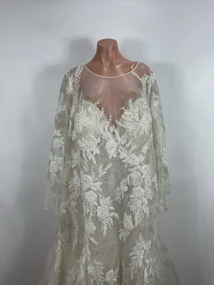 Vestido de novia Oleg Cassini Illusion encaje con cuentas 24W vestido manga larga 8CWG844 Foto 3 de 4