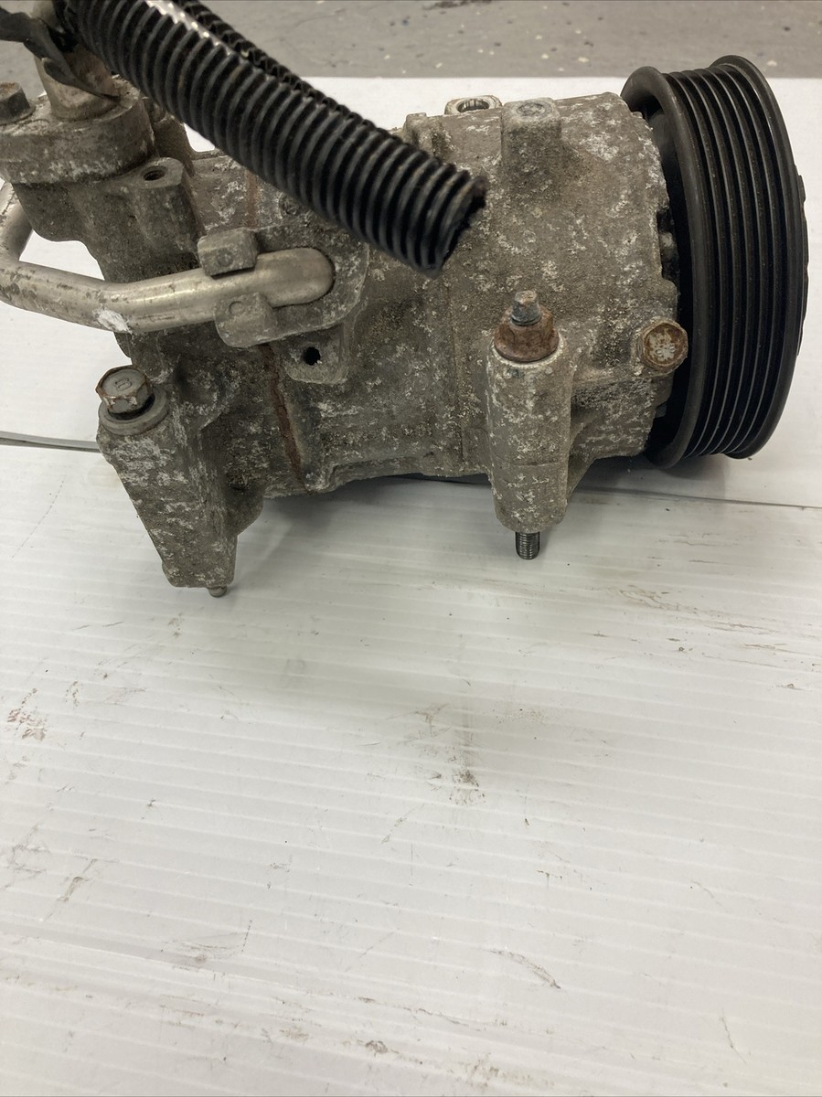Cページ　134 2014-18 Toyota Corolla 1.8L OEM Denso AC compressor W
