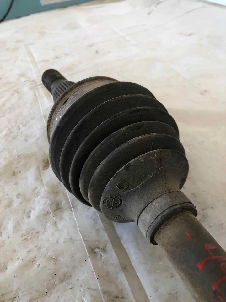 Cadillac DTS 2006-2011 conjunto de eje delantero CV lado del conductor izquierdo LH OEM Foto 4 de 4