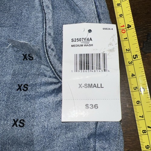 New YMI Shorts Size X-small XS Kozy Fit Knit Denim Medium Wash Blue Cuffed - Picture 6 of 8