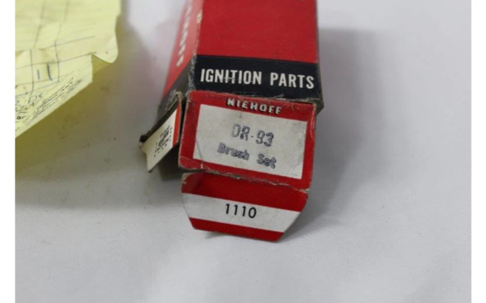 NOVO NOS Niehoff Peças de Ignição Conjunto Suporte de Escova DR-93 Delco Remy - Imagem 3 de 4