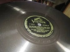 78RPM Victor Fats Waller - Getting Tired I Sleep / Well Dressed Harlem,  mild V+