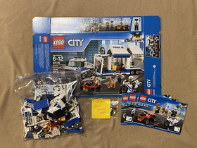 LEGO City Mobile Command Center #60139 99.9% Complete *RETIRED*