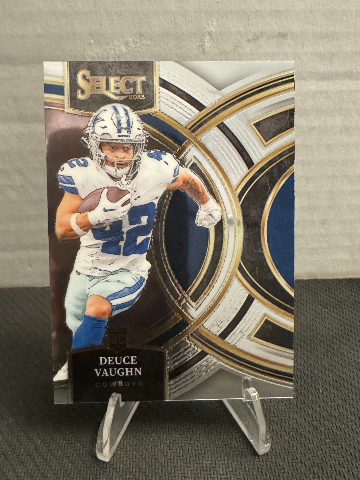 2023 Panini Select - Premier Level Deuce Vaughn #128 (RC)