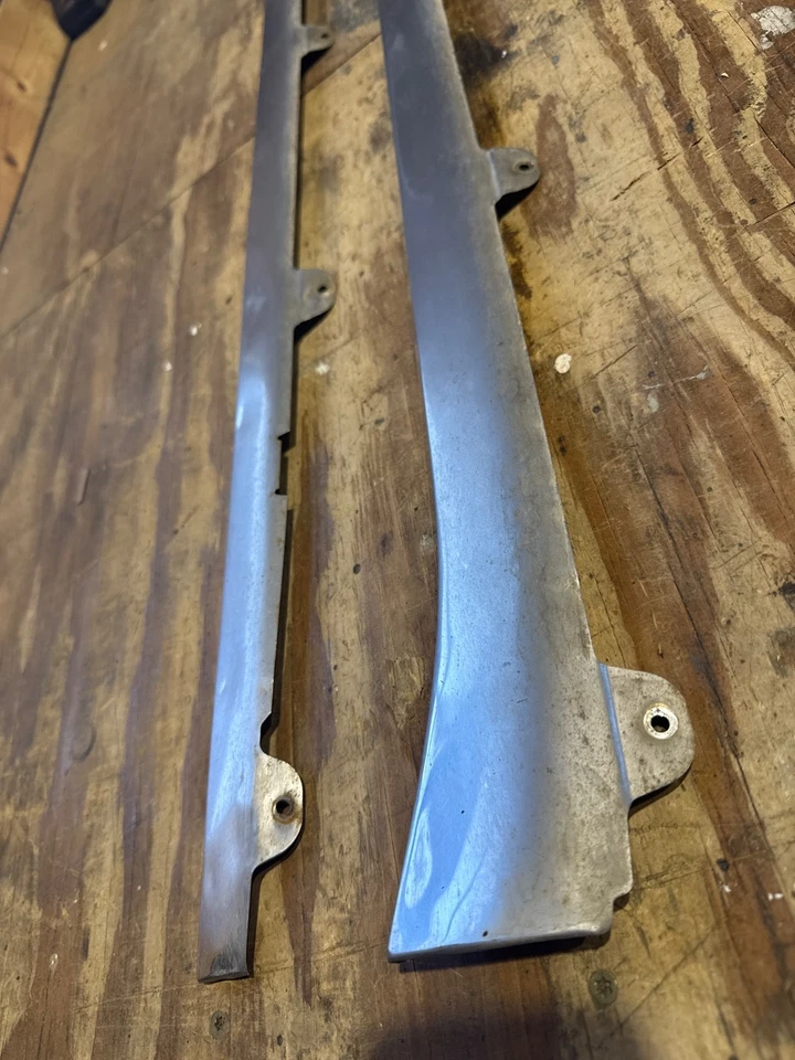 Oldsmobile 98 1973 cuarto trasero cuarto panel moldura juego Foto 3 de 4