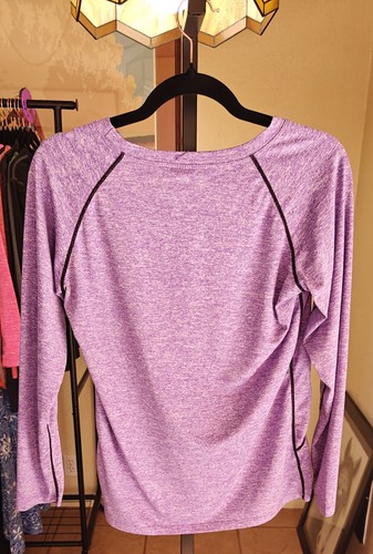 Women's Compression Long Sleeve Active Wear. Pre Loved - Picture 2 of 2