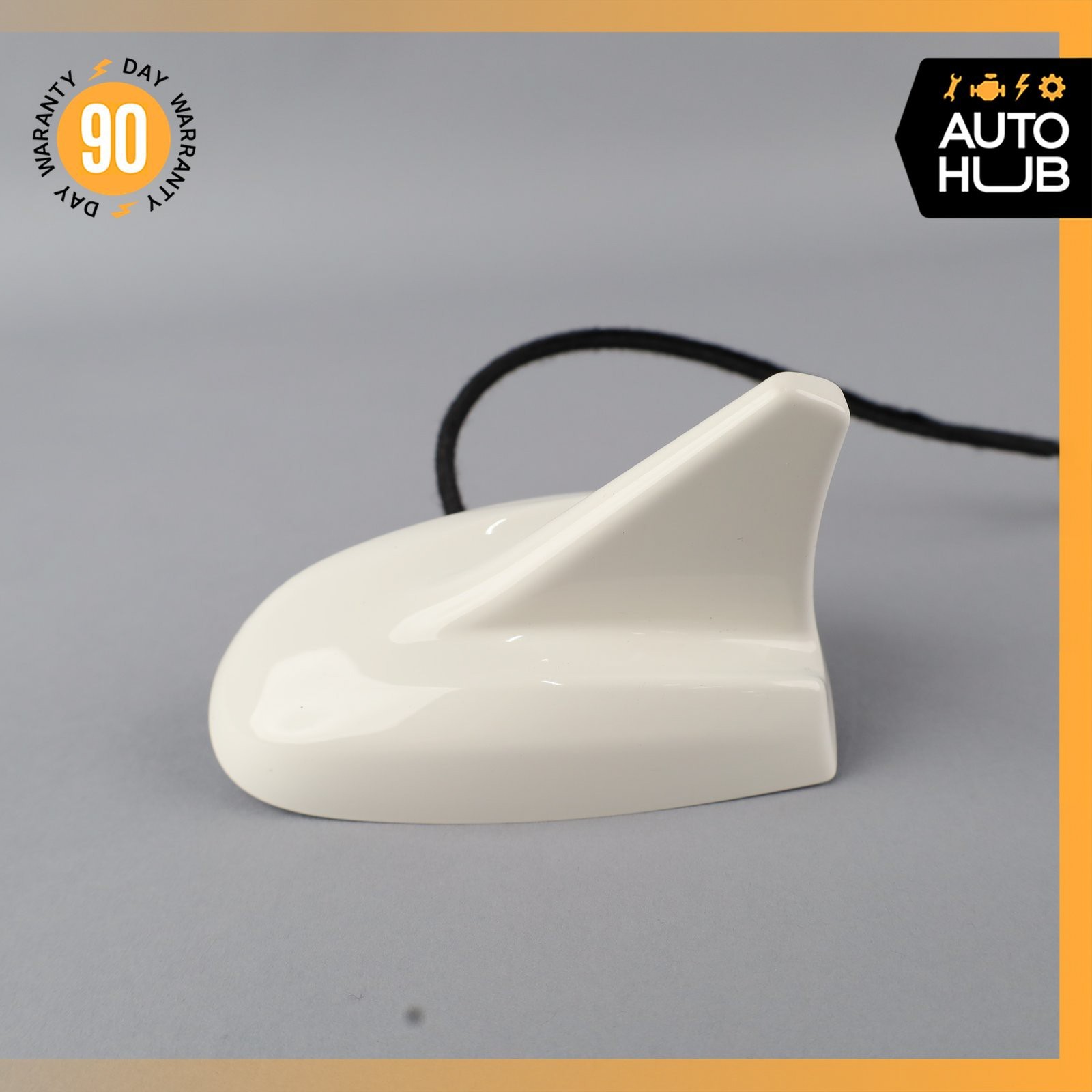 14-17 Maserati Quattroporte M156 Shark Fin Radio Antenna White OEM