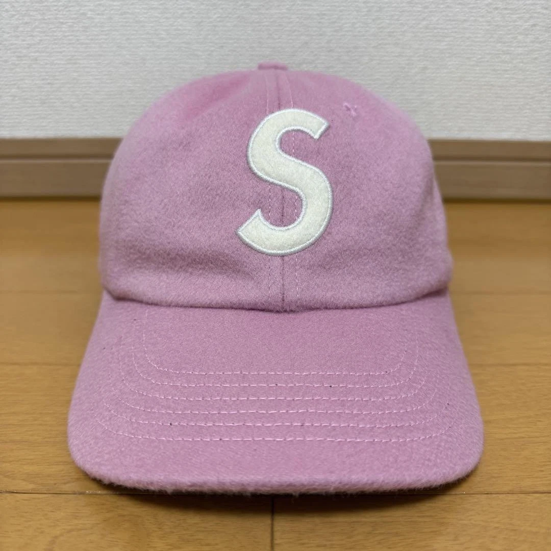 Casquette 6 panneaux rose Supreme Wool logo S 21AW jamais utilisée
