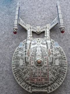 Star Trek U.S.S. Enterprise NX 01 with Stand Lights and Sound Captain Archer