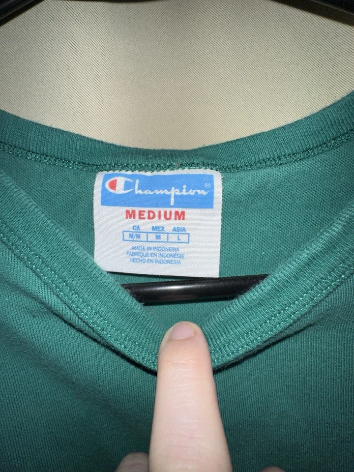 Camiseta Vintage Champion Verde Logo Floral Talla Mujer’s Mediana Foto 3 de 4
