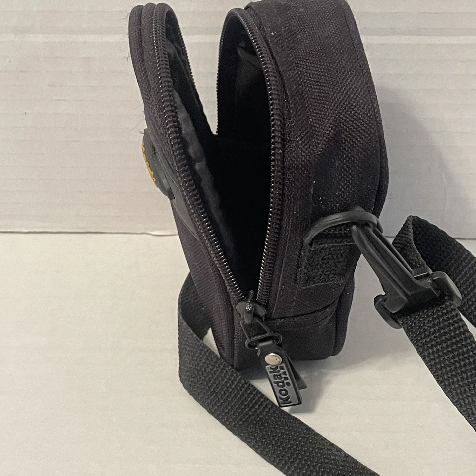 Kodak Gear Black Nylon Camera Bag 70617 Carrying Case Pouch - Image 4 of 4