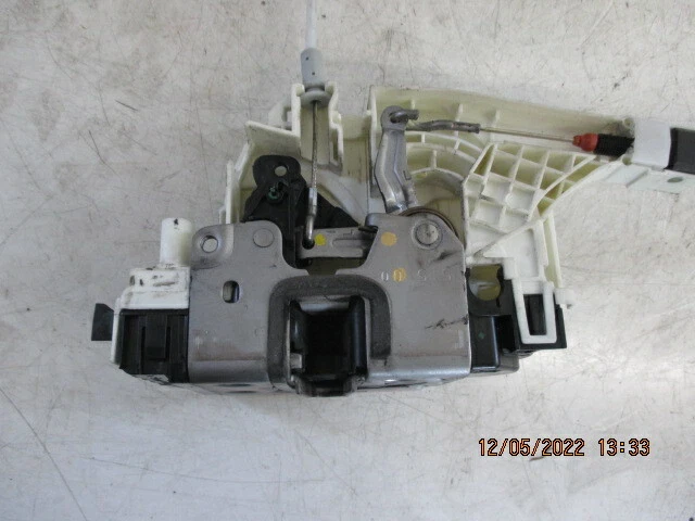 Volkswagen Crafter NSF 2015 lado del pasajero mecanismo de bloqueo de puerta delantera 45011168 Foto 4 de 4