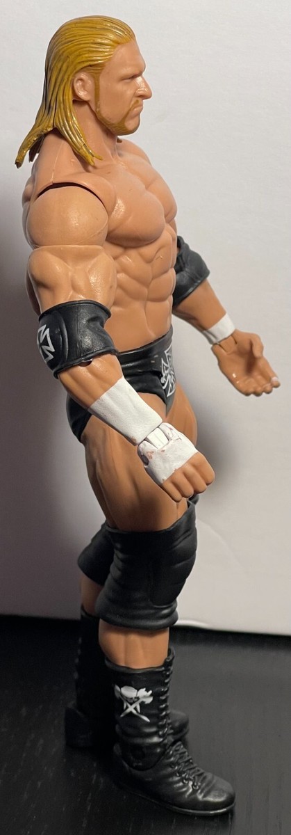 WWE『WWF』HHH フィギュア(1of600体)レア Amazon.com: Bandai Tamashii Nations S.H. Figuarts Triple